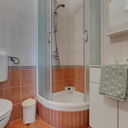 Apartmani Luna Baska Voda Exterior photo