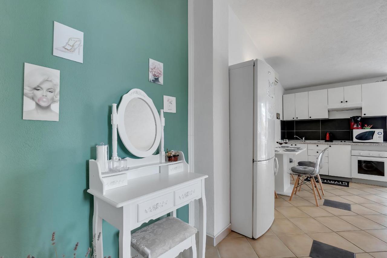 Luna Apartment *
